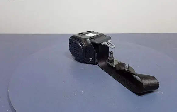 BMW iX Front seatbelt 7911586