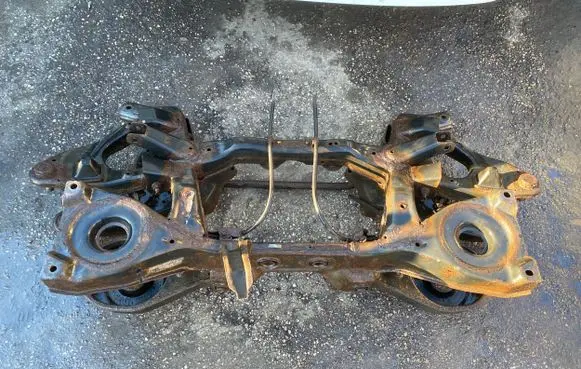 Nissan Pathfinder R51 Rear subframe 55400ZG001