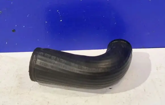 Volvo V70 Intercooler hose/pipe 08699419 8699419