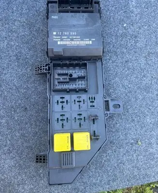 Saab 9-3 Ver2 Fuse module 12760595 356967 SC718810500