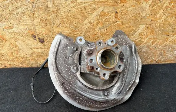 BMW iX3 Front wheel hub spindle knuckle 6870529