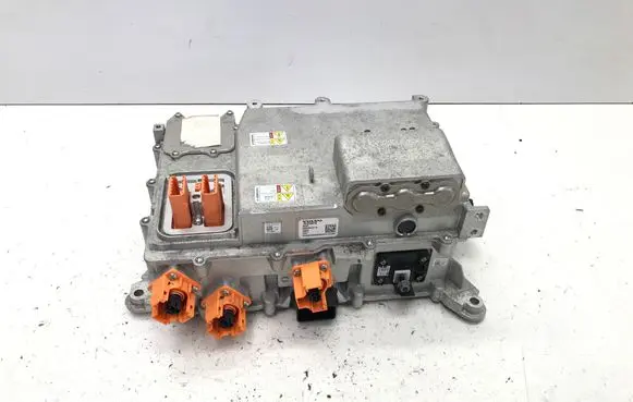 Volvo XC40 Voltage converter inverter 32335618