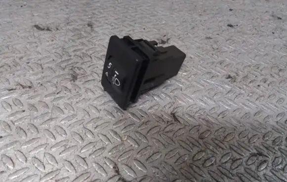 Toyota Auris 150 Headlight level height control switch 8415202040