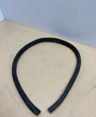 Audi TT TTS Mk2 Engine compartment rubber 8J0823723B 8J0823723