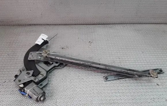 Hyundai Matrix Front door window regulator with motor 9882017100