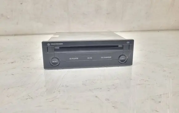 Volkswagen PASSAT B5.5 CD/DVD changer FA011730B