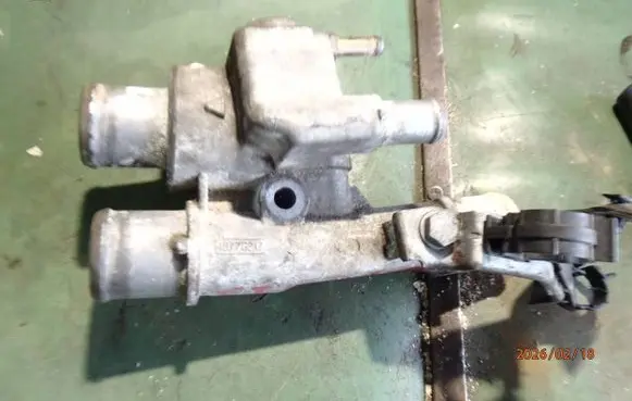 Fiat Stilo Thermostat/thermostat housing