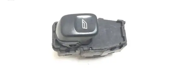 Volvo V70 Electric window control switch 8685288