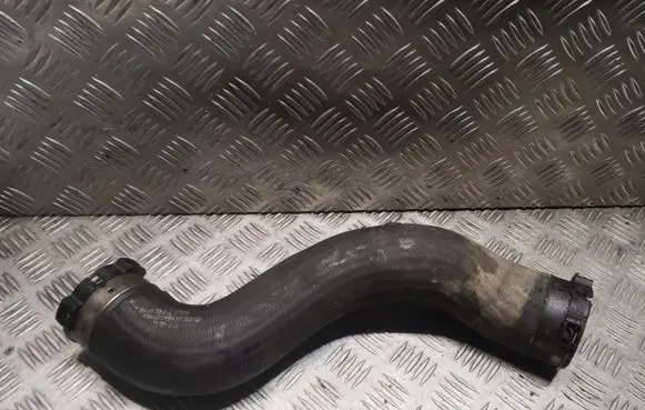 Mercedes-Benz E W212 Intercooler hose/pipe 2045282182 A2045282182