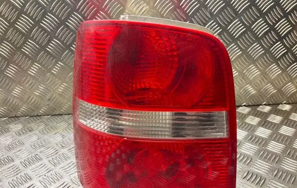 Volkswagen Touran I Rear/tail lights 158673