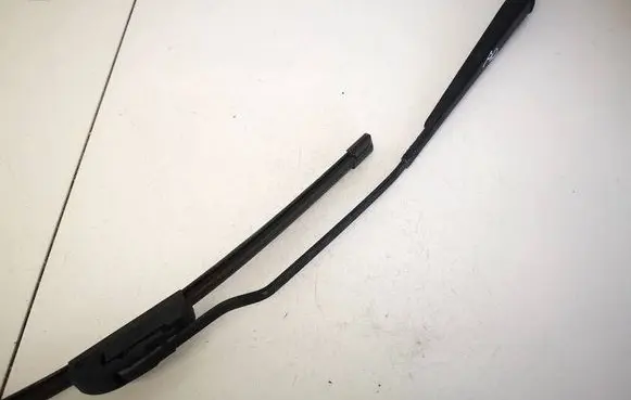Skoda Fabia Mk1 (6Y) Front wiper blade arm 6Y1955410