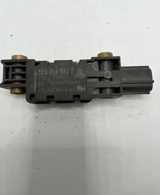 Audi A4 S4 B7 8E 8H Airbag deployment crash/impact sensor 8E0959643B