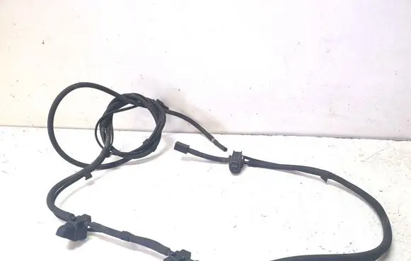 Mercedes-Benz C W204 Windshield washer spray nozzle 31924