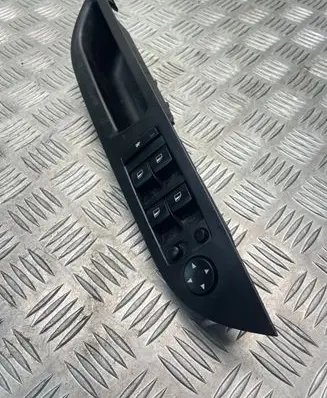 BMW 5 E60 E61 Electric window control switch 9122111
