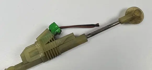 Mercedes-Benz A W169 Clutch pedal sensor 9472979