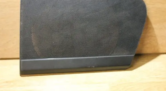 Side speaker trim/cover