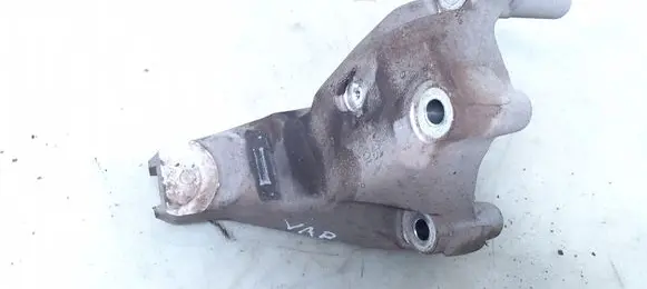 Honda Accord Engine mounting bracket SDA21 6A18