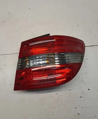 Mercedes-Benz B W245 Rear/tail lights A1698202664 1698202464