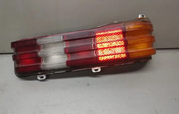 Mercedes-Benz W123 Rear/tail lights