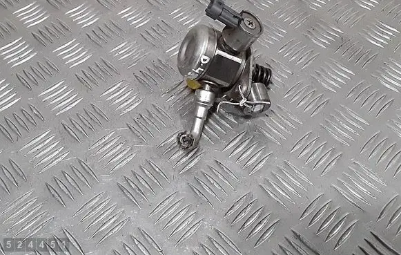 Ford Fiesta Fuel injection high pressure pump CM5G9D376GA
