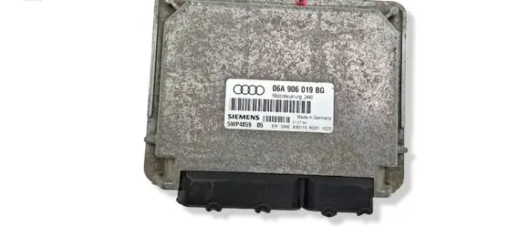 Audi A3 S3 8L Engine control unit/module 06A906019BG 5WP485905