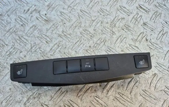 Mercedes-Benz C W204 Seat heating switch 2049051100
