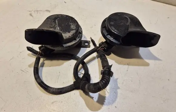 Opel Meriva A Horn signal 002924 E120009