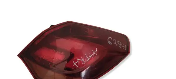 Opel Astra J Rear/tail lights LAMPAPRAWAASTRATYL