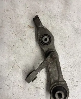 Mercedes-Benz E W211 Front lower control arm/wishbone 725019S2