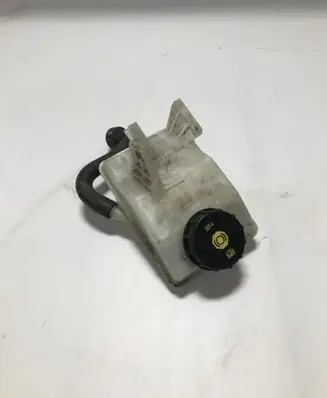 Opel Zafira C Brake fluid reservoir 13308774