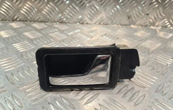 Audi 80 90 S2 B4 Front door interior handle 893837020