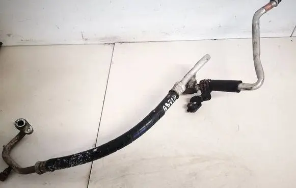 Toyota Land Cruiser (J100) Air conditioning (A/C) pipe/hose