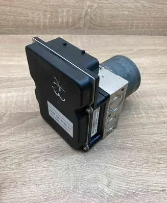 BMW X3 E83 ABS Pump 3414388 6762059