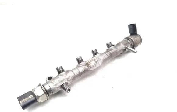 Audi A3 S3 8V Fuel main line pipe 04L130089F