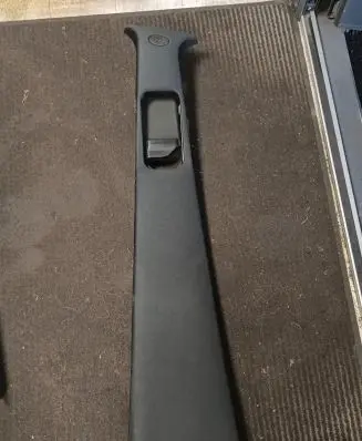 Mercedes-Benz ML W164 (B) pillar trim (top) A1646909725
