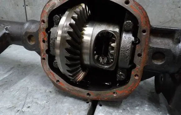 Jeep Grand Cherokee (WJ) Front differential 
