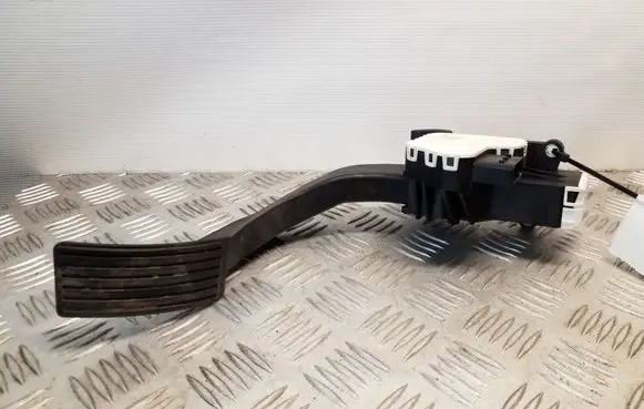Peugeot Boxer Accelerator throttle pedal 013841620800B