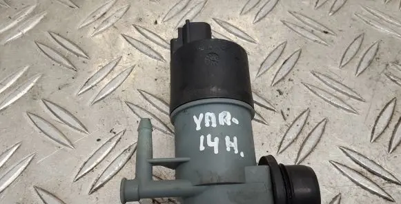 Toyota Yaris Windscreen/windshield washer pump 853300D120