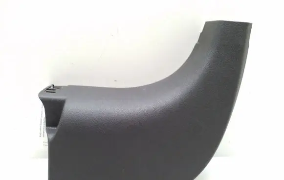 Foot area side trim