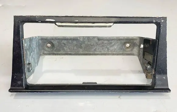Mercedes-Benz W123 Ashtray (front) 