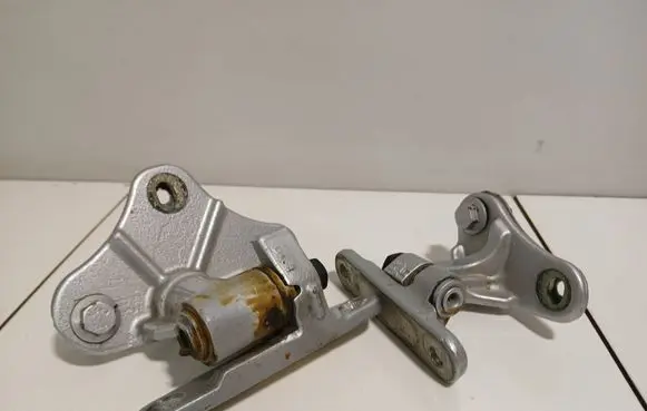 Mercedes-Benz R W251 Rear door hinge set LI4542B