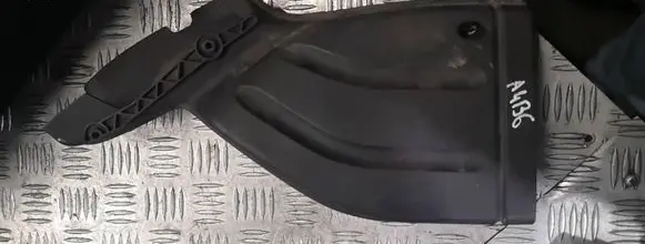Audi A4 S4 B6 8E 8H Air intake duct part 8e0129618d