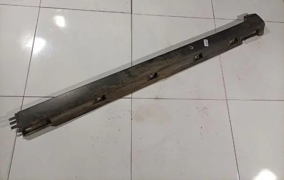 Volkswagen PASSAT B6 Sill 
