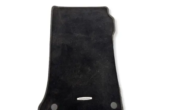 Mercedes-Benz GLK (X204) Front floor mat A2046806248 40784266