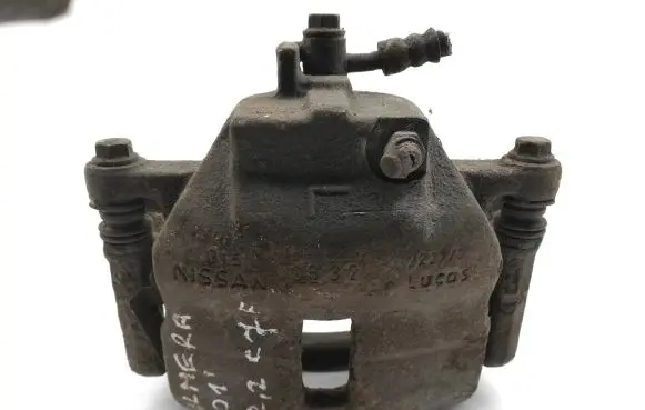 Nissan Almera N16 Front brake caliper