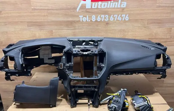 Subaru Impreza V Dashboard