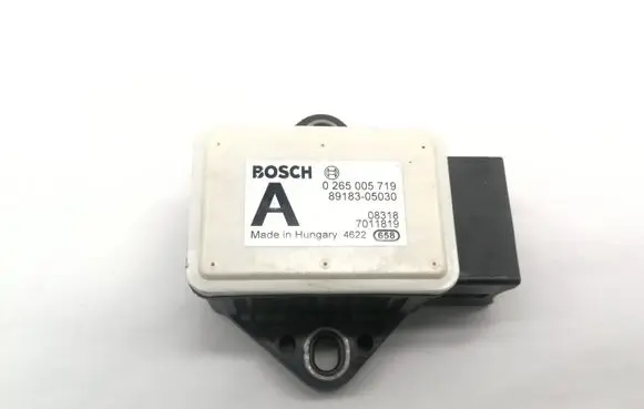 Toyota Avensis T270 ESP acceleration yaw rate sensor 8918305030 0265005719