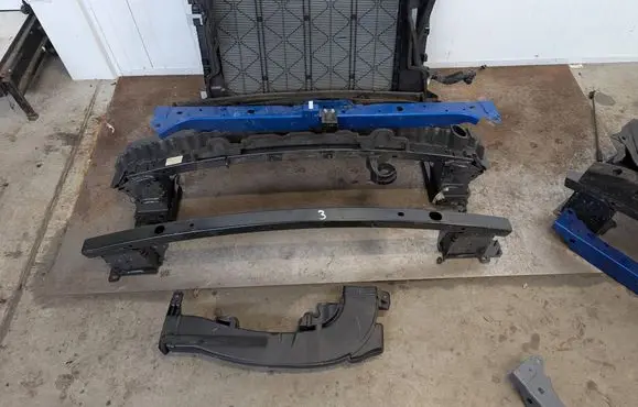 Nissan Qashqai J12 Radiator support slam panel
