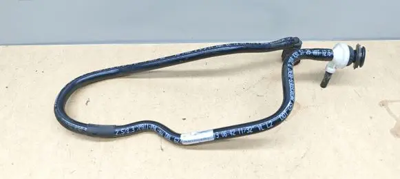 Mercedes-Benz C W204 Vacuum line/pipe/hose A2044305129