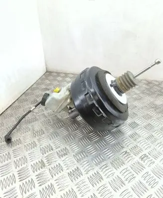 Opel Astra J Brake booster 13338058